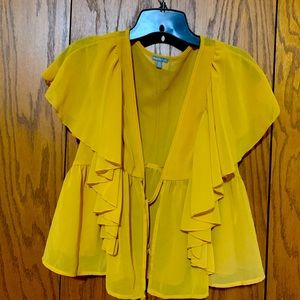 Ruffled Yellow Charlotte Russe Shawl - X small
